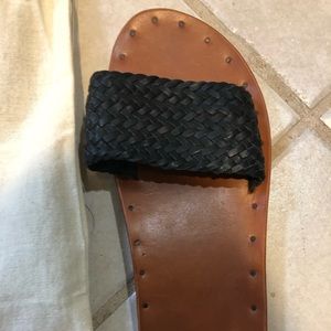 Beek sandals